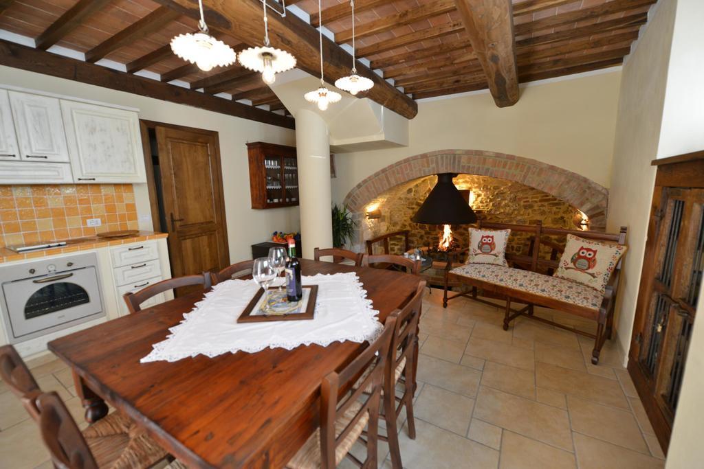 Casa Cristina Lägenhet Radicondoli Rum bild