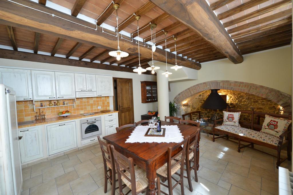 Casa Cristina Lägenhet Radicondoli Rum bild